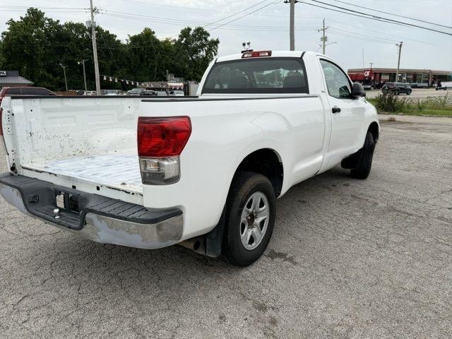 Toyota Tundra Tundra-Grade 4.0L Long Bed 2WD 2013