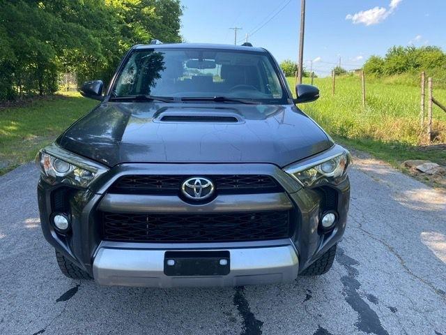 Toyota 4Runner SR5 4WD 2015