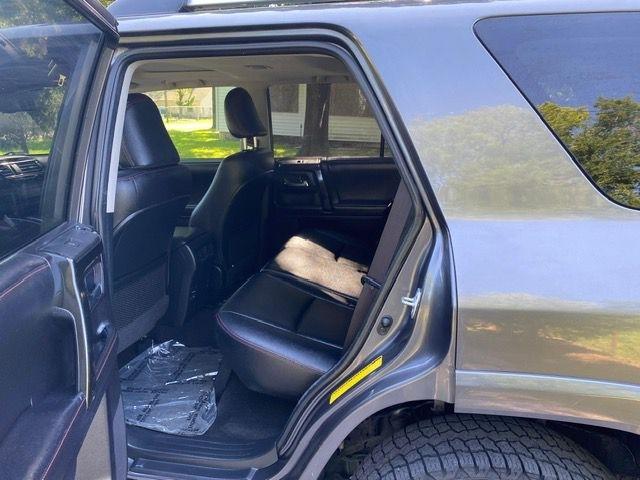 Toyota 4Runner SR5 4WD 2015