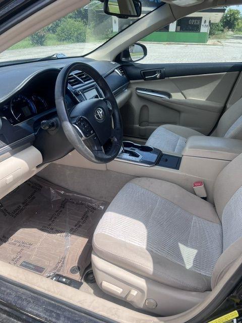 Toyota Camry Hybrid LE 2012