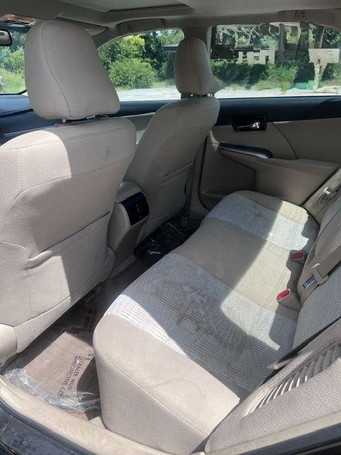 Toyota Camry Hybrid LE 2012