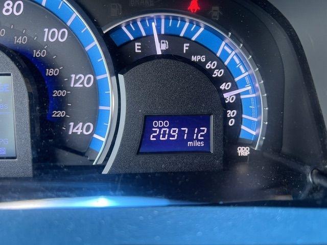 Toyota Camry Hybrid LE 2012