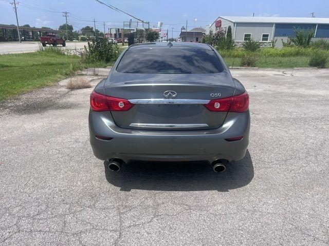 Infiniti Q50 Premium 2014