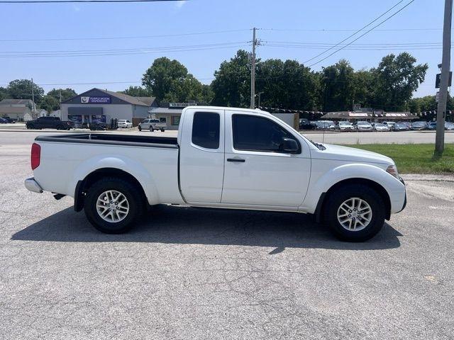 Nissan Frontier S Crew Cab 6MT 4WD 2014
