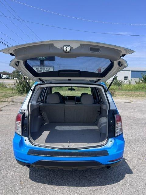 Subaru Forester 2.5X Touring 2011