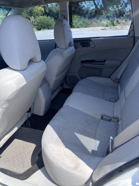 Subaru Forester 2.5X Touring 2011