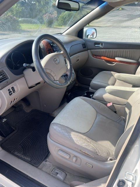 Toyota Sienna XLE FWD 2008