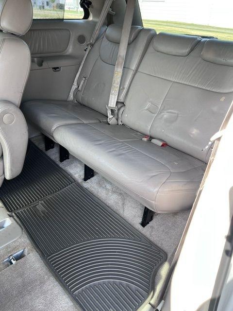Toyota Sienna XLE FWD 2008