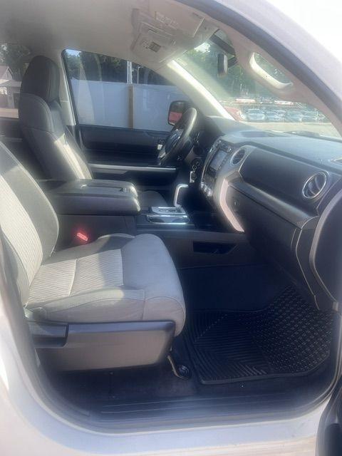 Toyota Tundra SR5 4.6L V8 CrewMax 2WD 2014