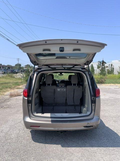 Chrysler Pacifica LX 2017