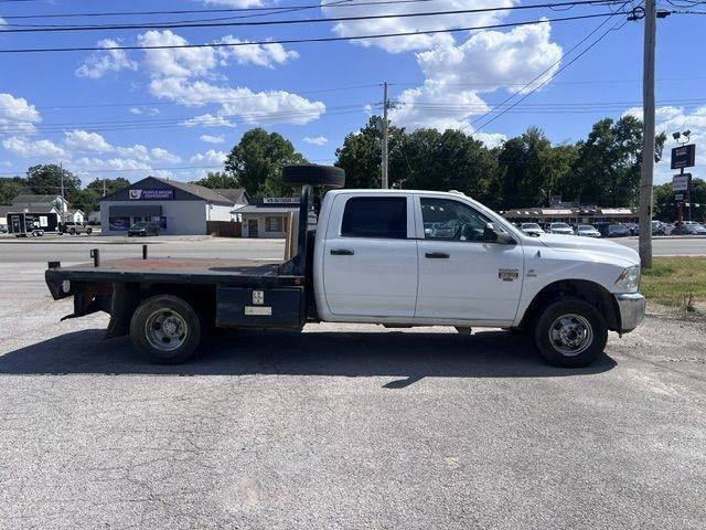 Dodge Ram 3500 Crew Cab 2WD DRW 2012
