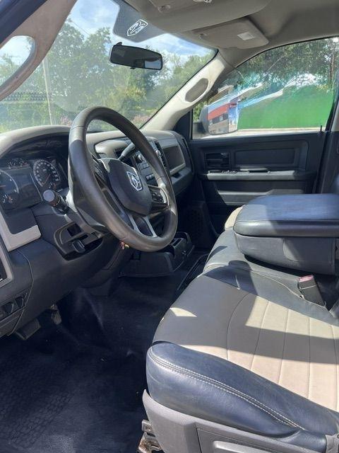 Dodge Ram 3500 Crew Cab 2WD DRW 2012