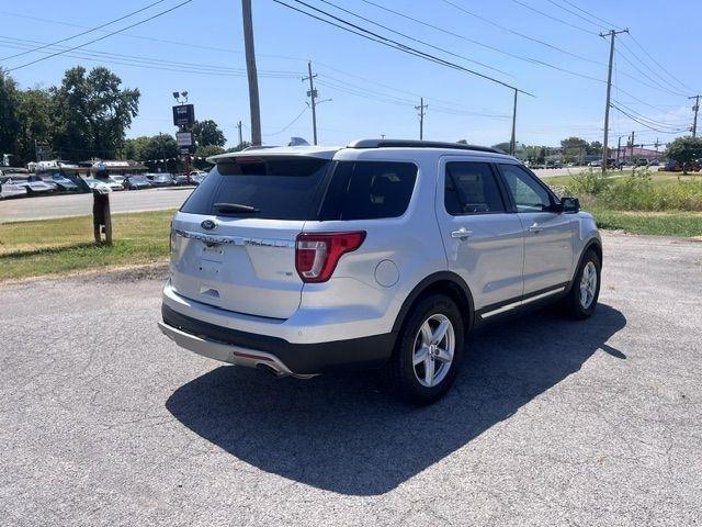 Ford Explorer XLT 4WD 2016