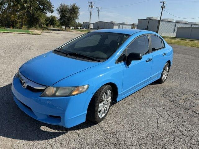 Honda Civic DX-VP Sedan 5-Speed AT 2011
