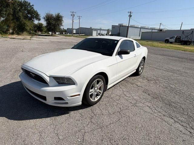 Ford Mustang V6 Coupe 2013