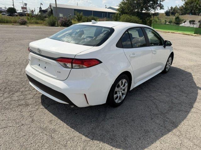 Toyota Corolla LE 2021