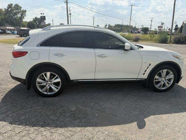Infiniti QX70 Base AWD 2014