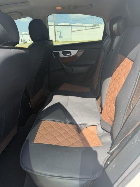 Infiniti QX70 Base AWD 2014