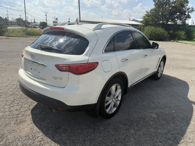 Infiniti QX70 Base AWD 2014