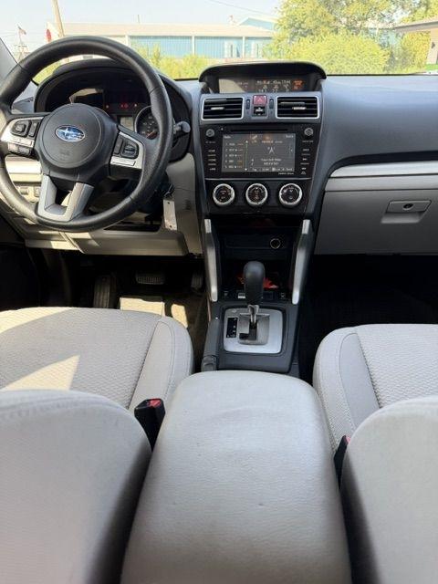 Subaru Forester 2.5i Premium PZEV CVT 2017