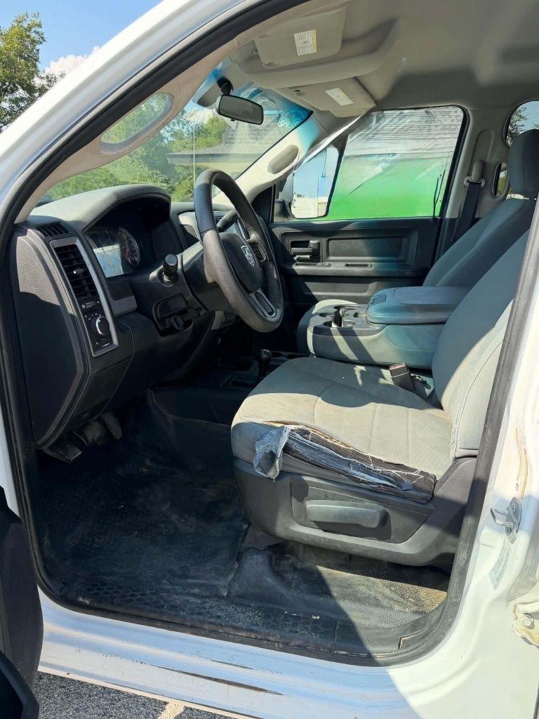 RAM 2500 Tradesman Crew Cab LWB 4WD 2016