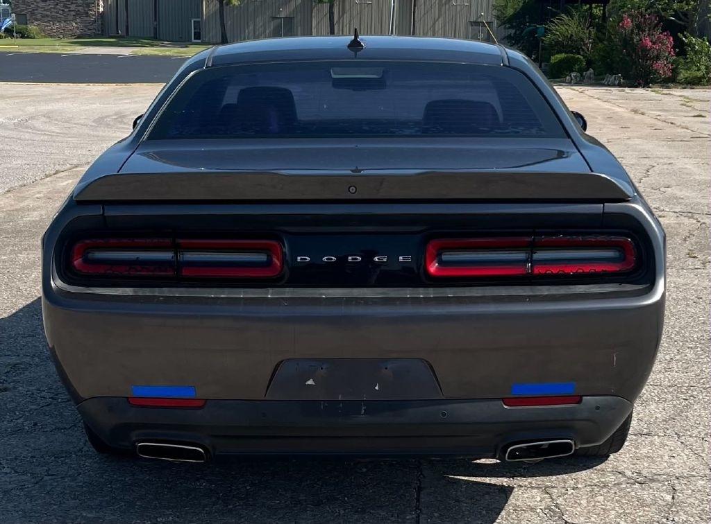 Dodge Challenger SXT Plus 2015