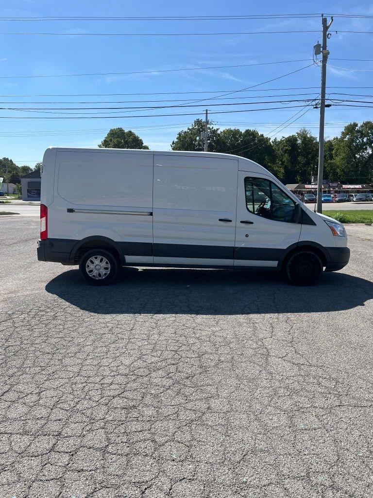 Ford Transit 250 Van Med. Roof w/Sliding Pass. 148-in. WB 2018