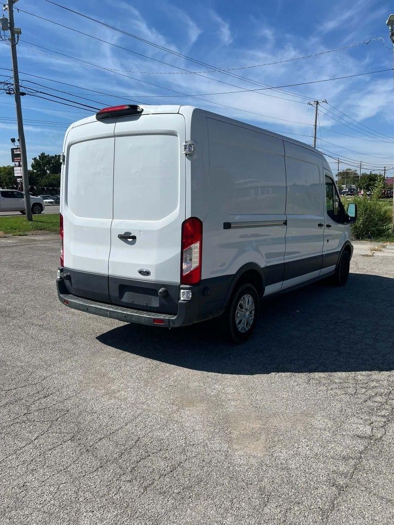 Ford Transit 250 Van Med. Roof w/Sliding Pass. 148-in. WB 2018