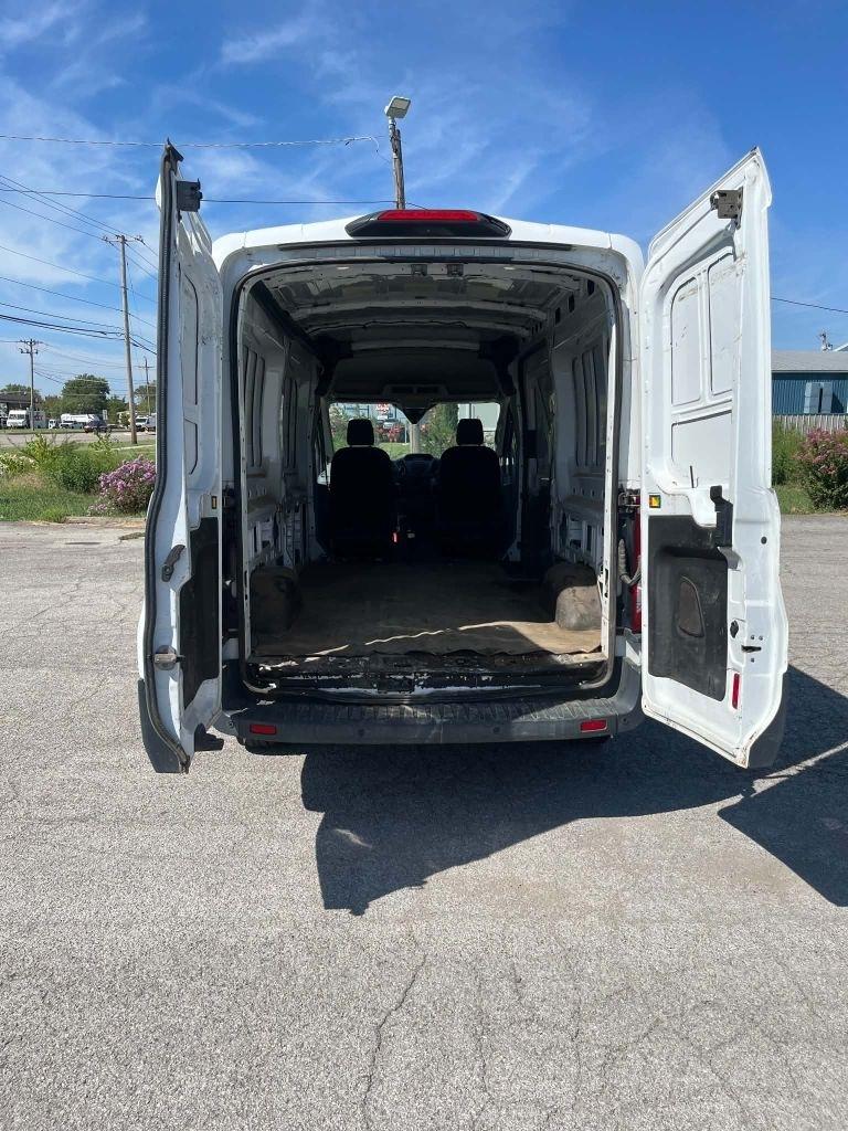 Ford Transit 250 Van Med. Roof w/Sliding Pass. 148-in. WB 2018