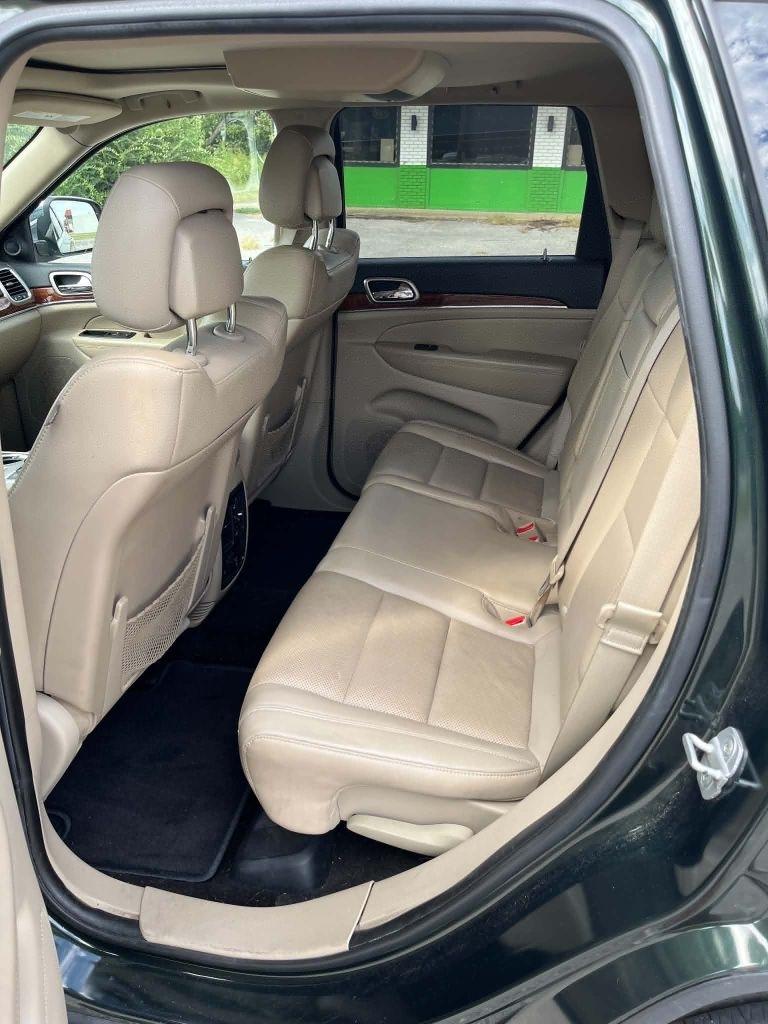 Jeep Grand Cherokee Limited 4WD 2011