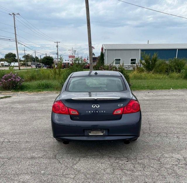 Infiniti G Sedan G37 Sport 6MT 2010