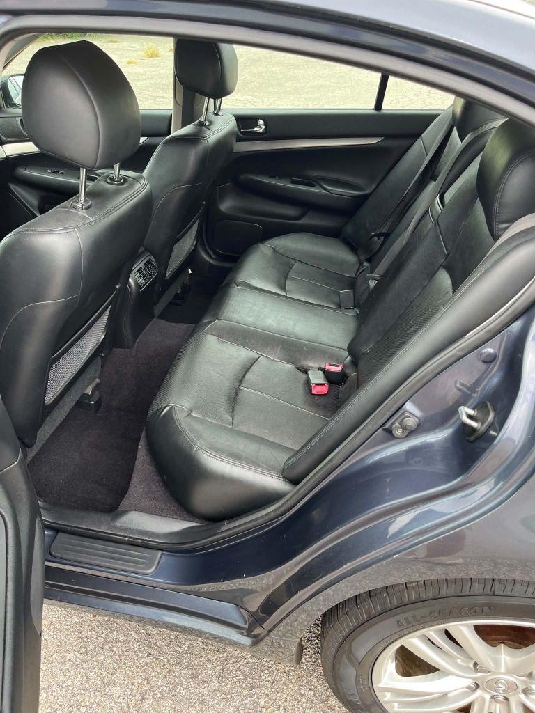 Infiniti G Sedan G37 Sport 6MT 2010