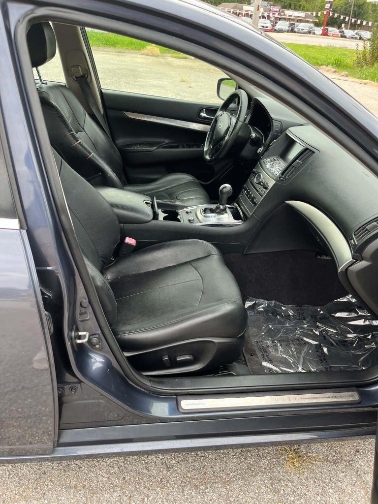 Infiniti G Sedan G37 Sport 6MT 2010
