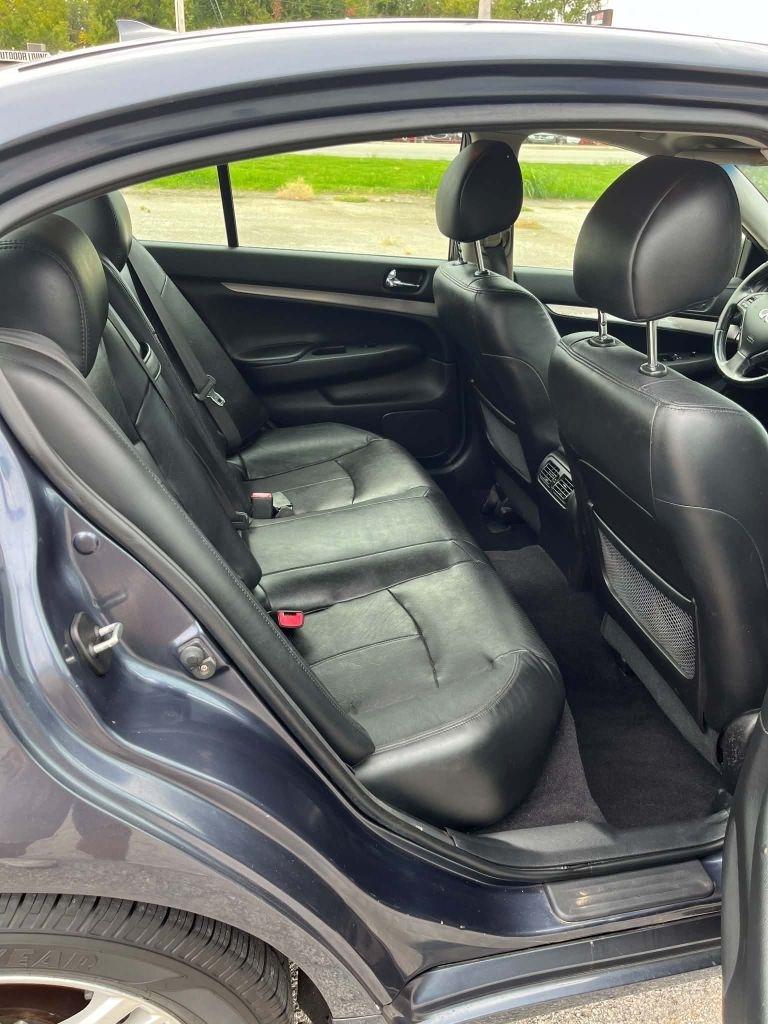 Infiniti G Sedan G37 Sport 6MT 2010