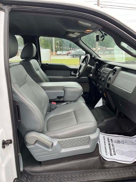 Ford F-150 XL SuperCab 8-ft. Bed 4WD 2014