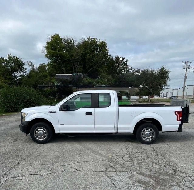 Ford F-150 XL SuperCab 8-ft. 2WD 2016
