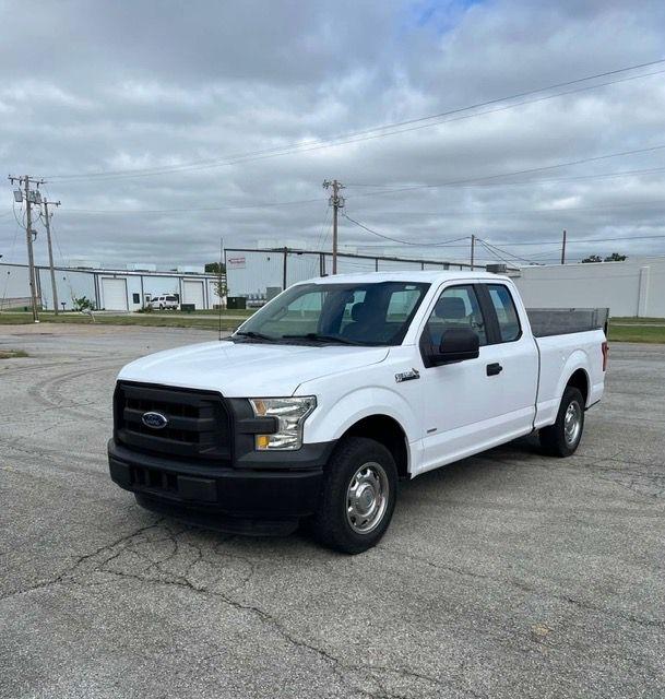 Ford F-150 XL SuperCab 8-ft. 2WD 2016
