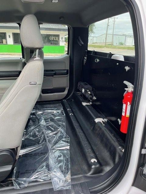Ford F-150 XL SuperCab 8-ft. 2WD 2016