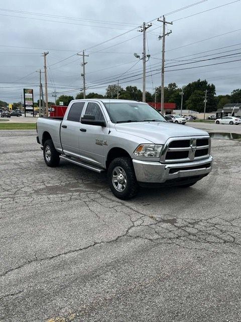 RAM 2500 Tradesman Crew Cab SWB 4WD 2015