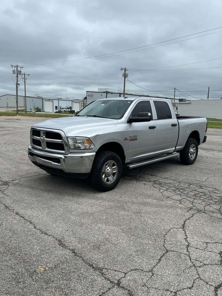 RAM 2500 Tradesman Crew Cab SWB 4WD 2015