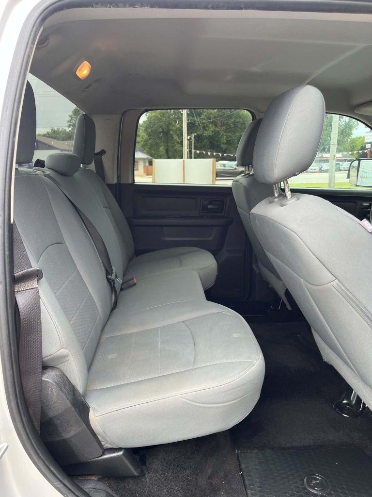 RAM 2500 Tradesman Crew Cab SWB 4WD 2015