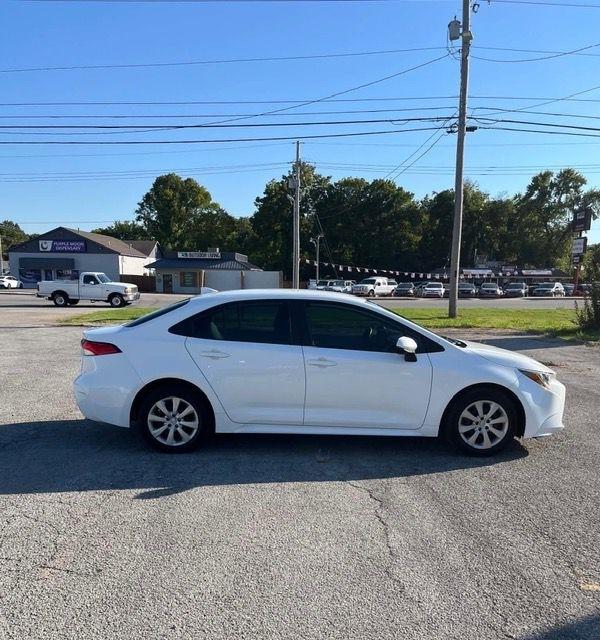 Toyota Corolla LE 2022