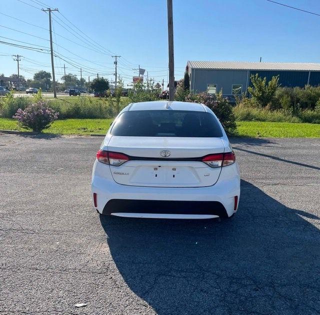 Toyota Corolla LE 2022