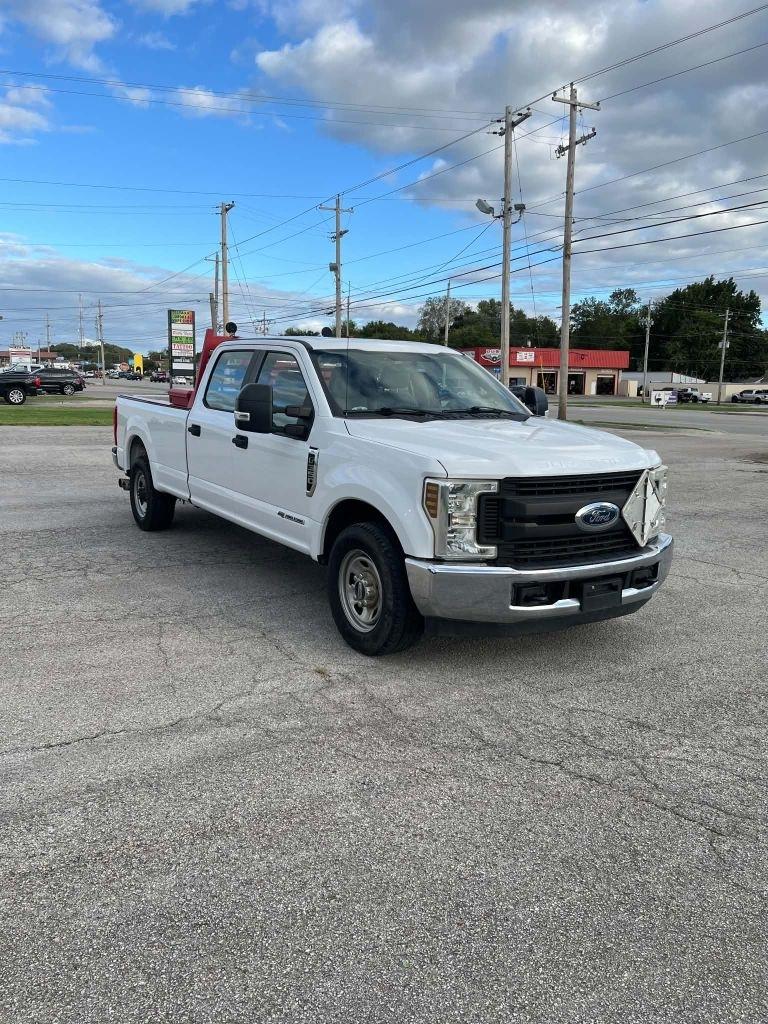 Ford F-350 SD King Ranch Crew Cab 2WD 2018