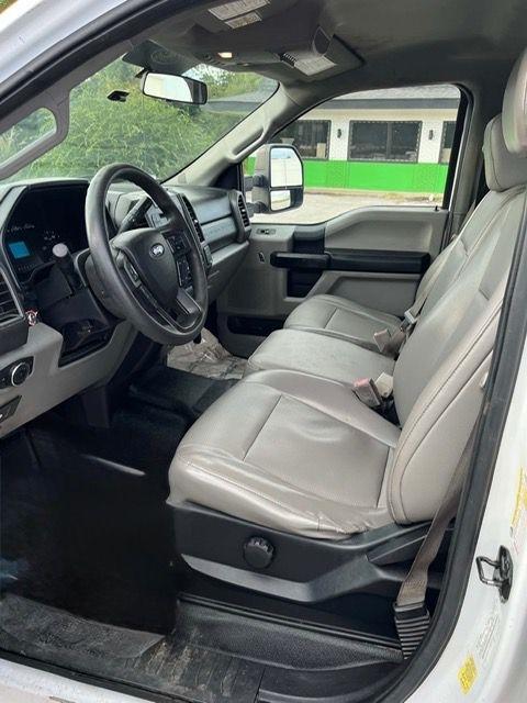 Ford F-350 SD King Ranch Crew Cab 2WD 2018
