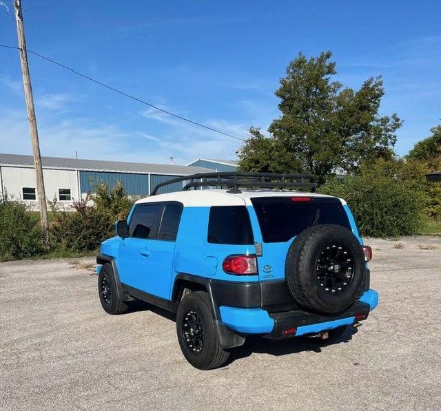 Toyota FJ Cruiser 2WD 2007