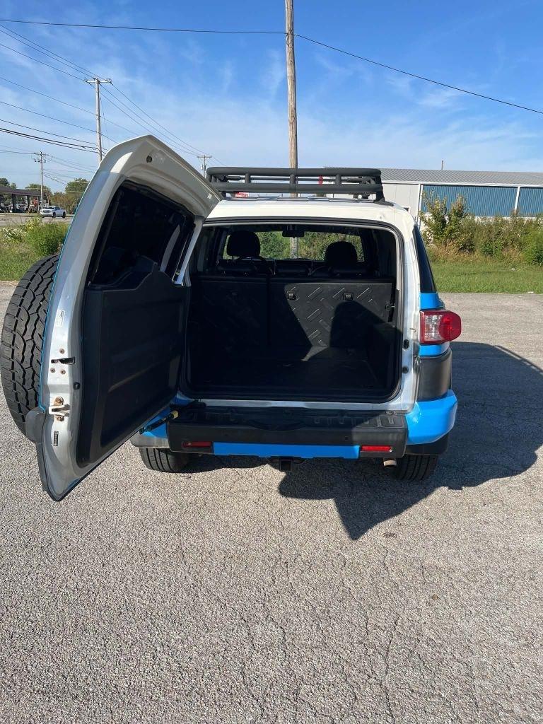 Toyota FJ Cruiser 2WD 2007