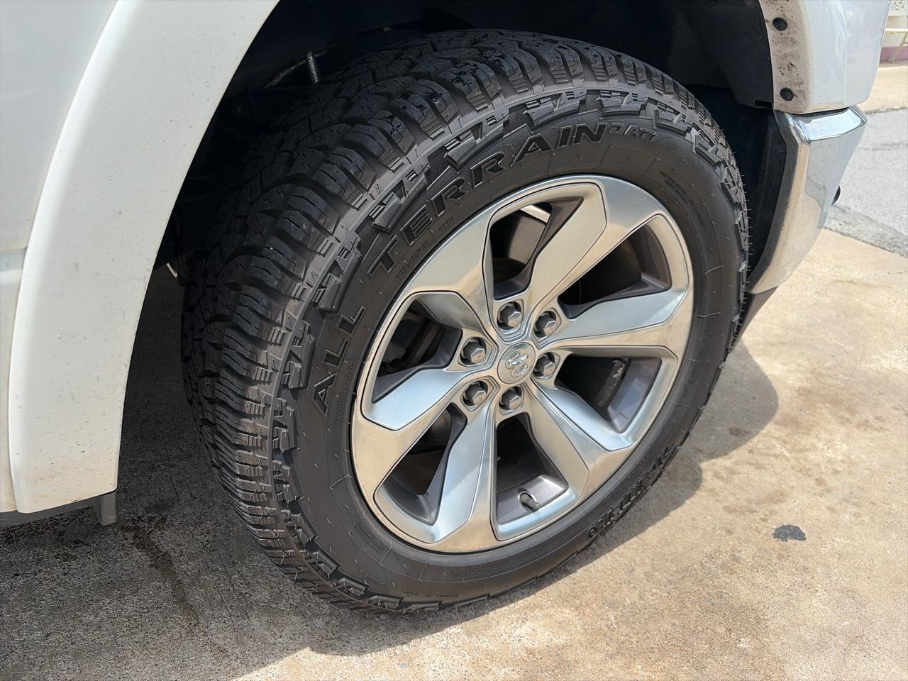 RAM 1500 Limited Crew Cab LWB 4WD 2019