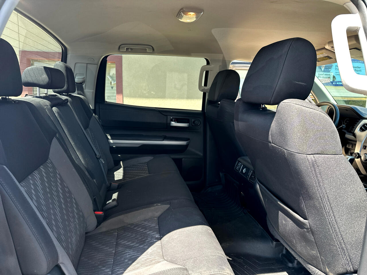 Toyota Tundra SR5 5.7L V8 CrewMax 4WD 2018 Toyota Tundra SR5 5.7L V8 CrewMax 4WD 2018