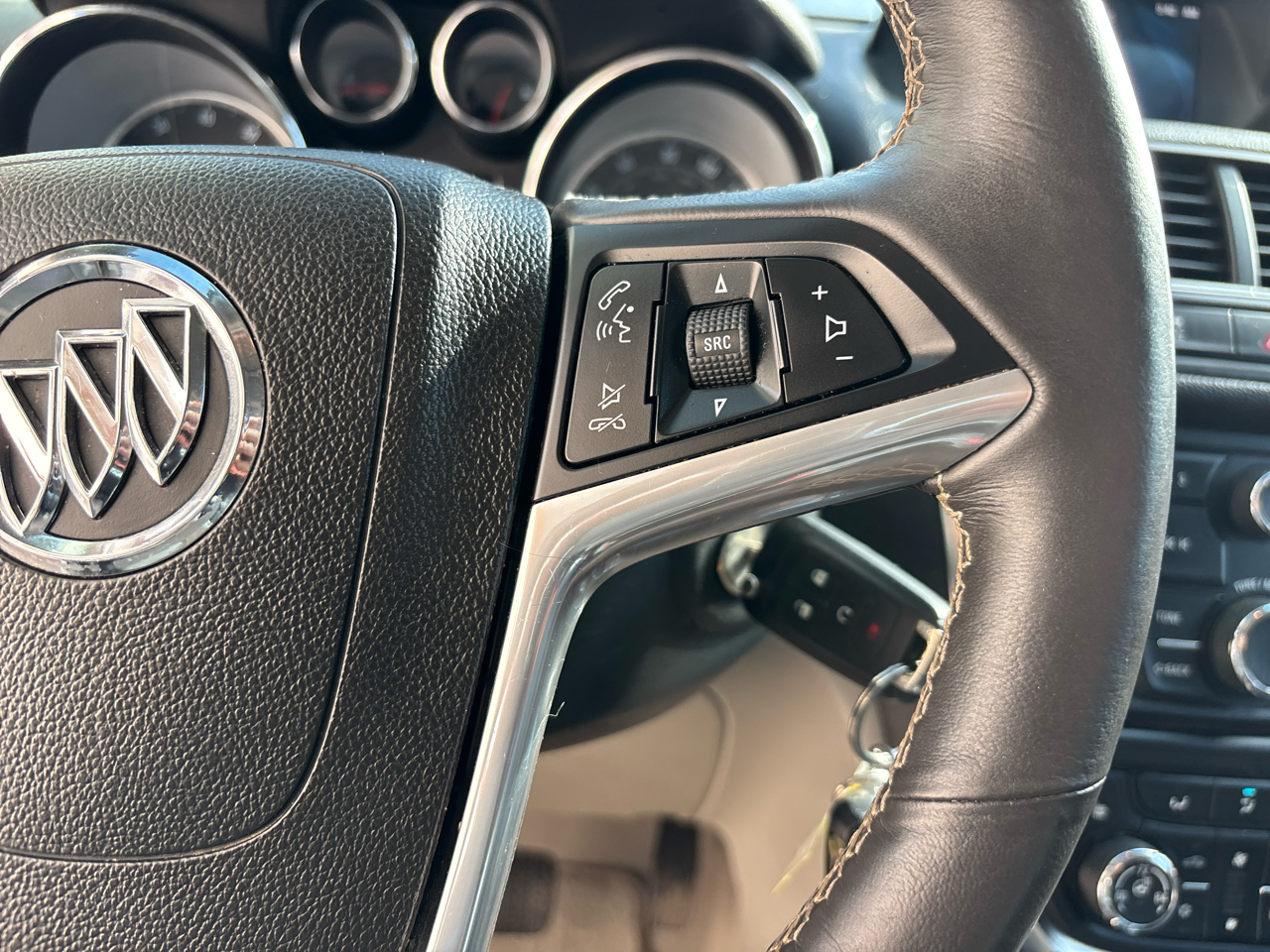 Buick Encore Leather FWD 2016 Buick Encore Leather FWD 2016